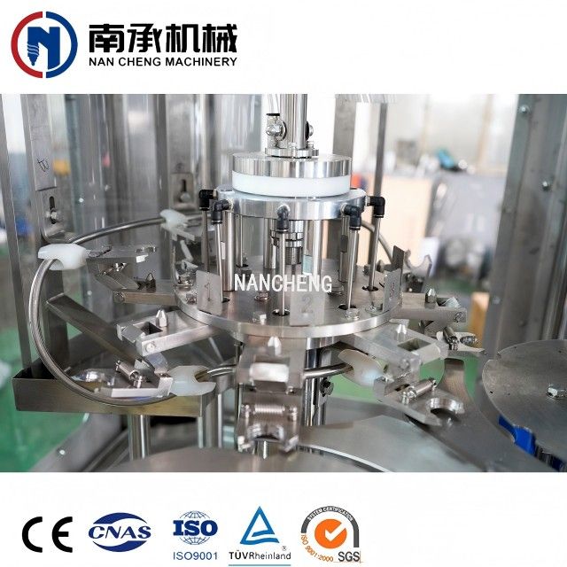 2000瓶/小時(shí)自動水裝三合一機(jī)(型號:XGF8-8-3)